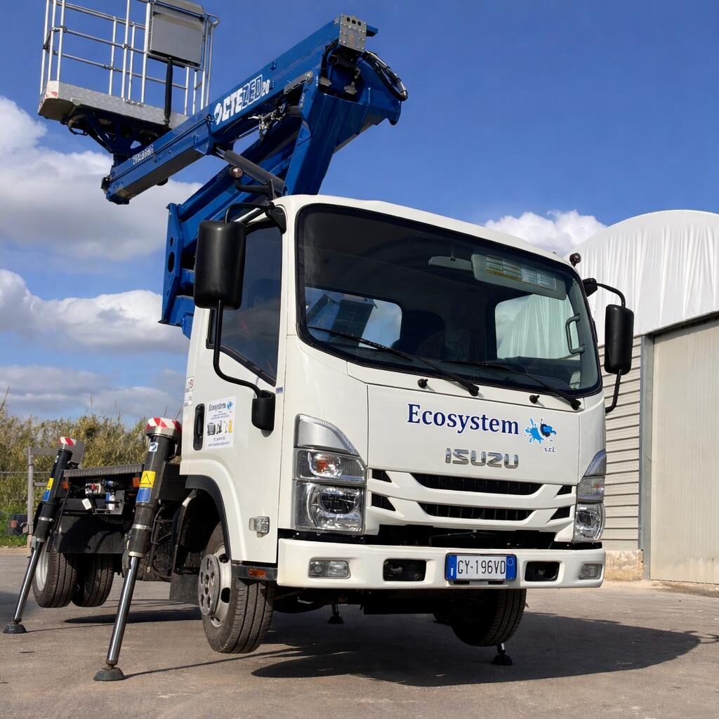 Thumbnail: Camion Isuzu Ecosystem con piattaforma aerea CTE